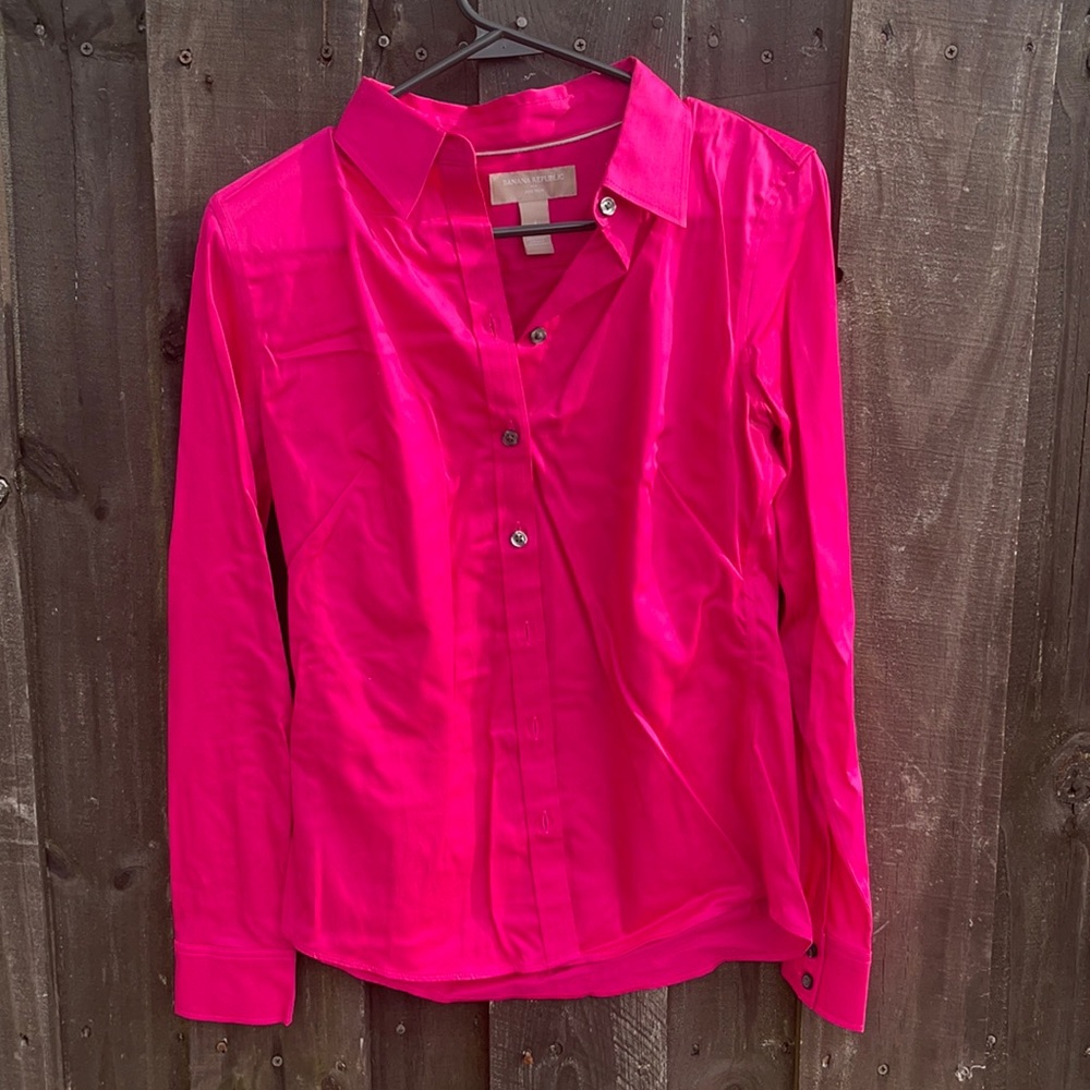 Banana Republic Button up shirt